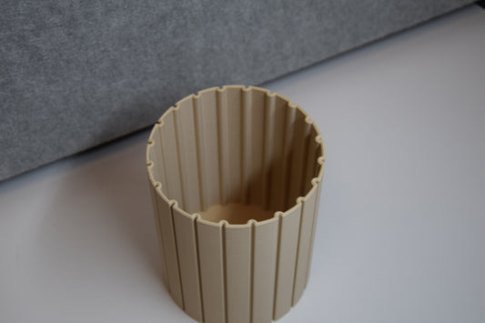 "Botanika" - Der stylische Übertopf im Säulen Design