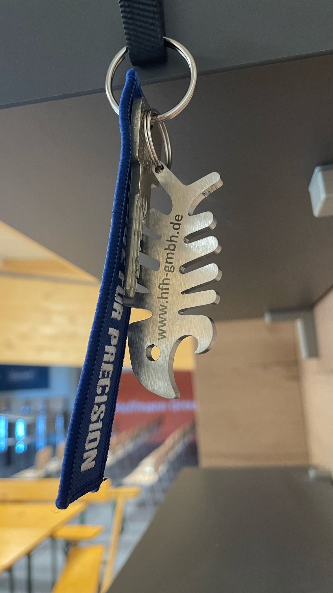 "EdelTool" - Flaschenöffner im Fischgräten Design