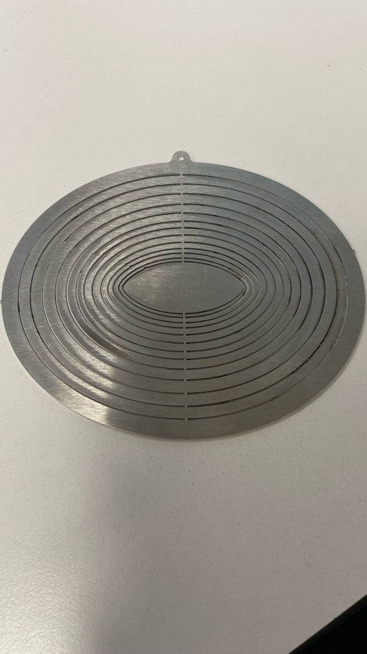 "MetalTwist" - Windspiel in Kugel Form